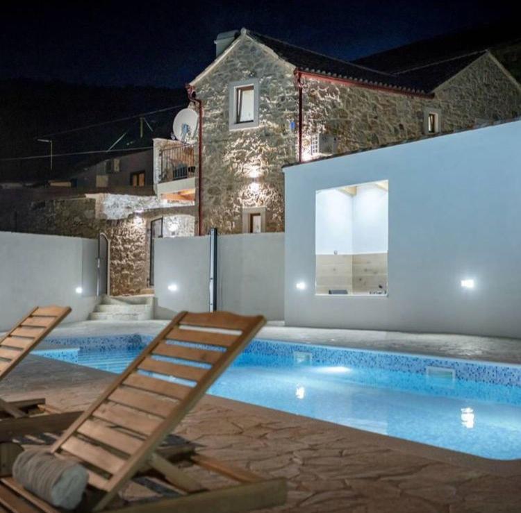 Villa Ploca On Hvar With A Private Heated Pool Dol  Екстериор снимка